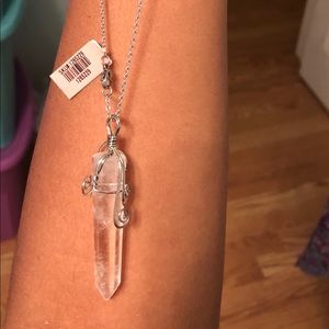 💎BRAND NEW💎 Natural crystal necklace